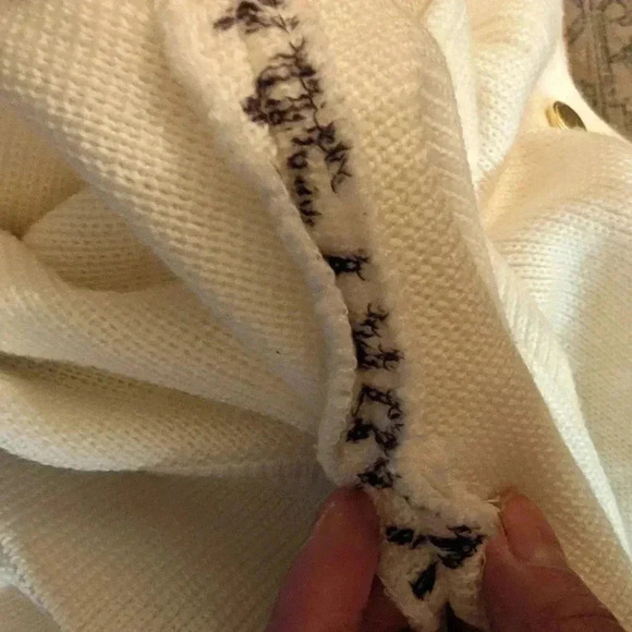 White Knitted LeRoy Cardigan Size Small - Picture 5 of 5